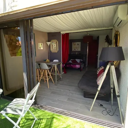 Purple Secret Naturiste