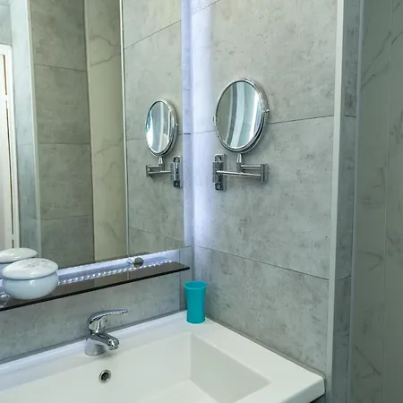 Purple Secret Naturiste *