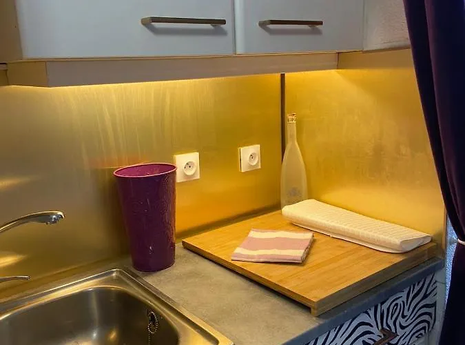 Purple Secret Naturiste Agde