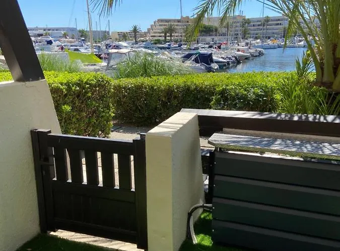 Purple Secret Naturiste Agde