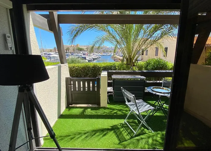 Purple Secret Naturiste Daire