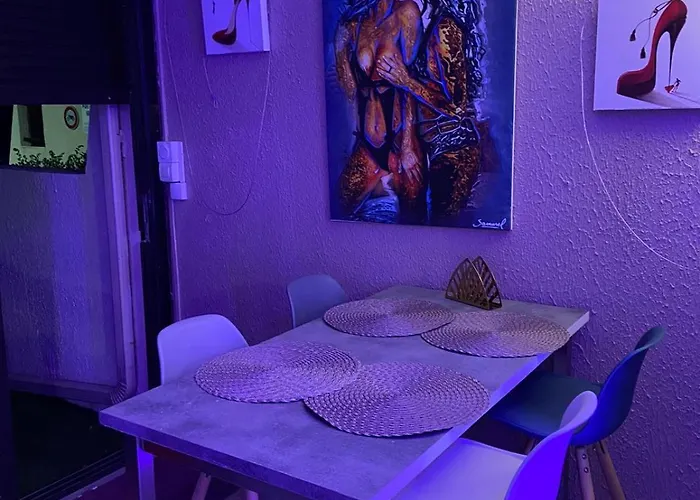 Purple Secret Naturiste Agde