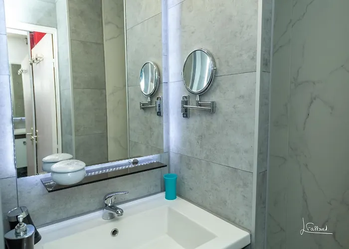 Purple Secret Naturiste *