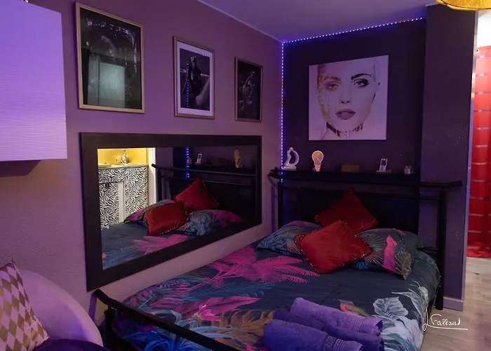 Purple Secret Naturiste Agde